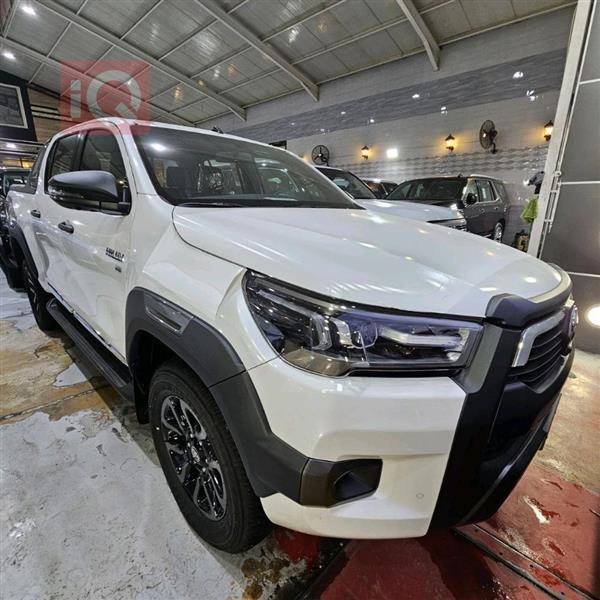 Toyota for sale in Iraq